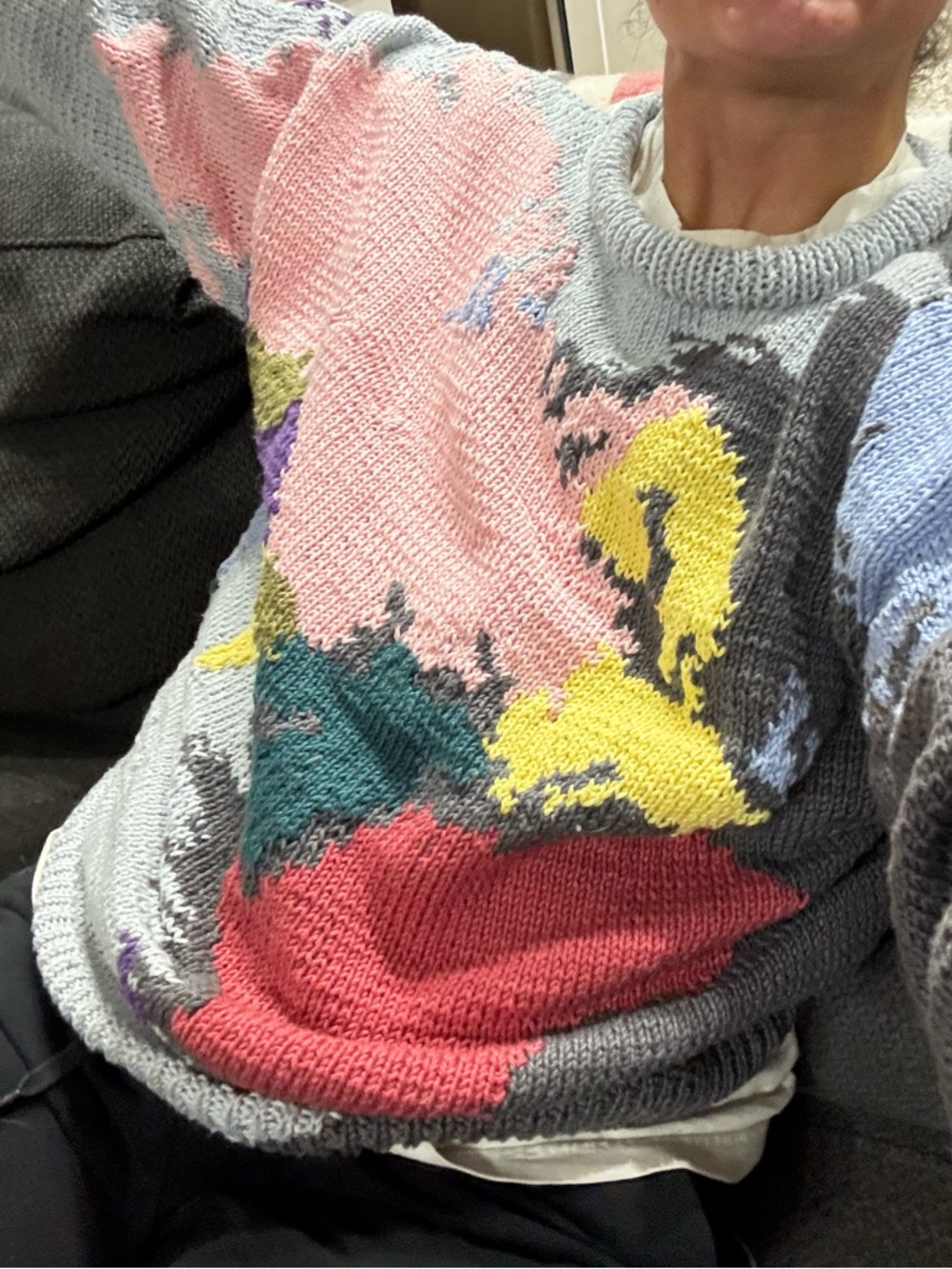 World map sweater - Picture 3 of 3